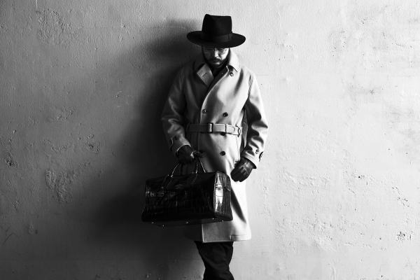 CLASSIC PARLOR-TRENCH COAT