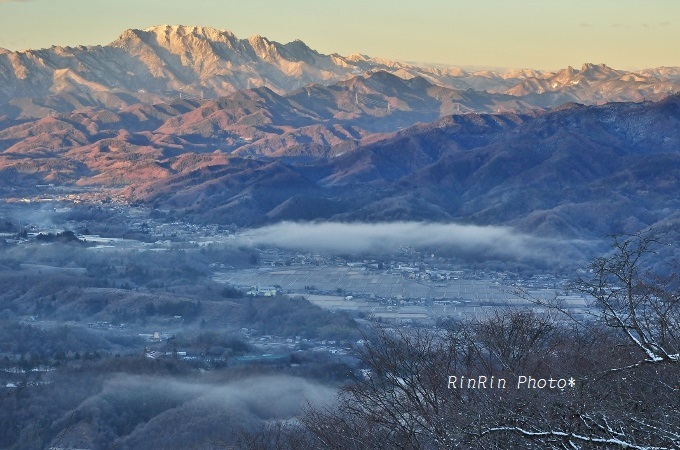 2013年12月美の山から両神山