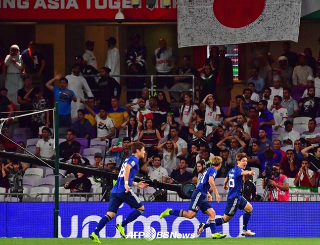 B Football アジア杯 韓国ネチズン反応 日本代表が難敵イランを3 0で大破 8年ぶりの優勝挑戦
